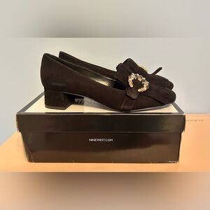 Nine West Wadley Black Suede Block Heel Jewel Embellishment Size 8